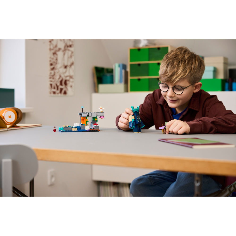 LEGO®Minecraft: El Encuentro Con El Custodio (21274)_011
