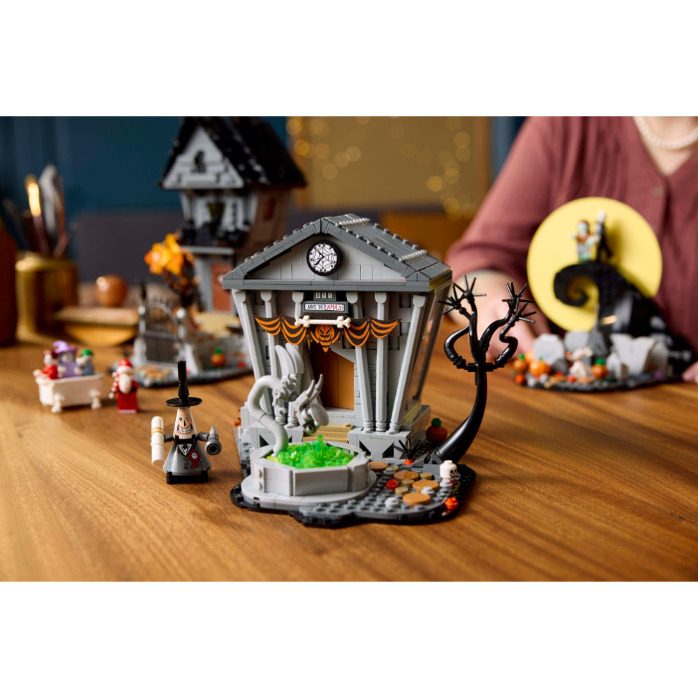 LEGO® Ideas: Disney Tim Burton: Pesadilla Antes De Navidad (21351)_015