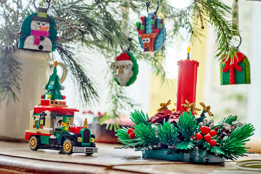 LEGO®Extended Line: Centro De Mesa Navideño (40743)_005