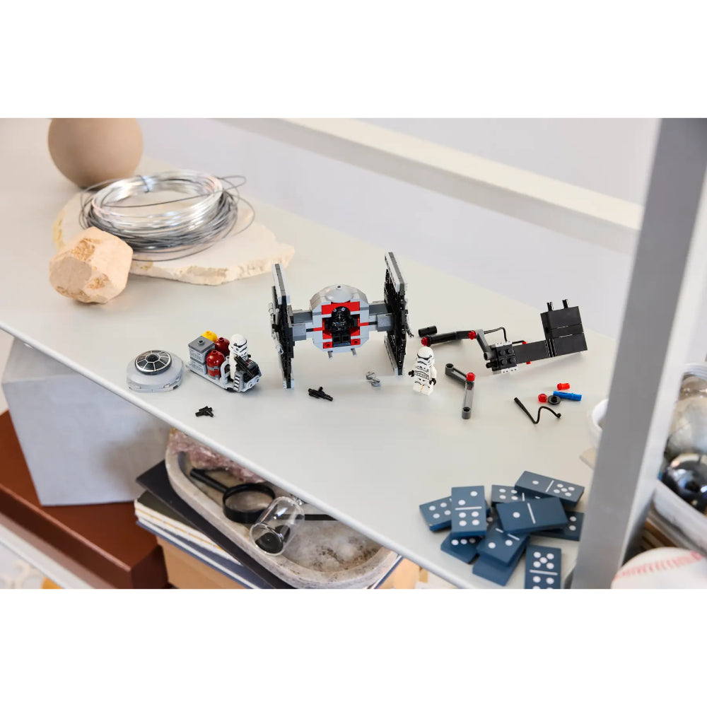LEGO® Tie Fighter™ Con Hangar Imperial Gwp (40771)_005