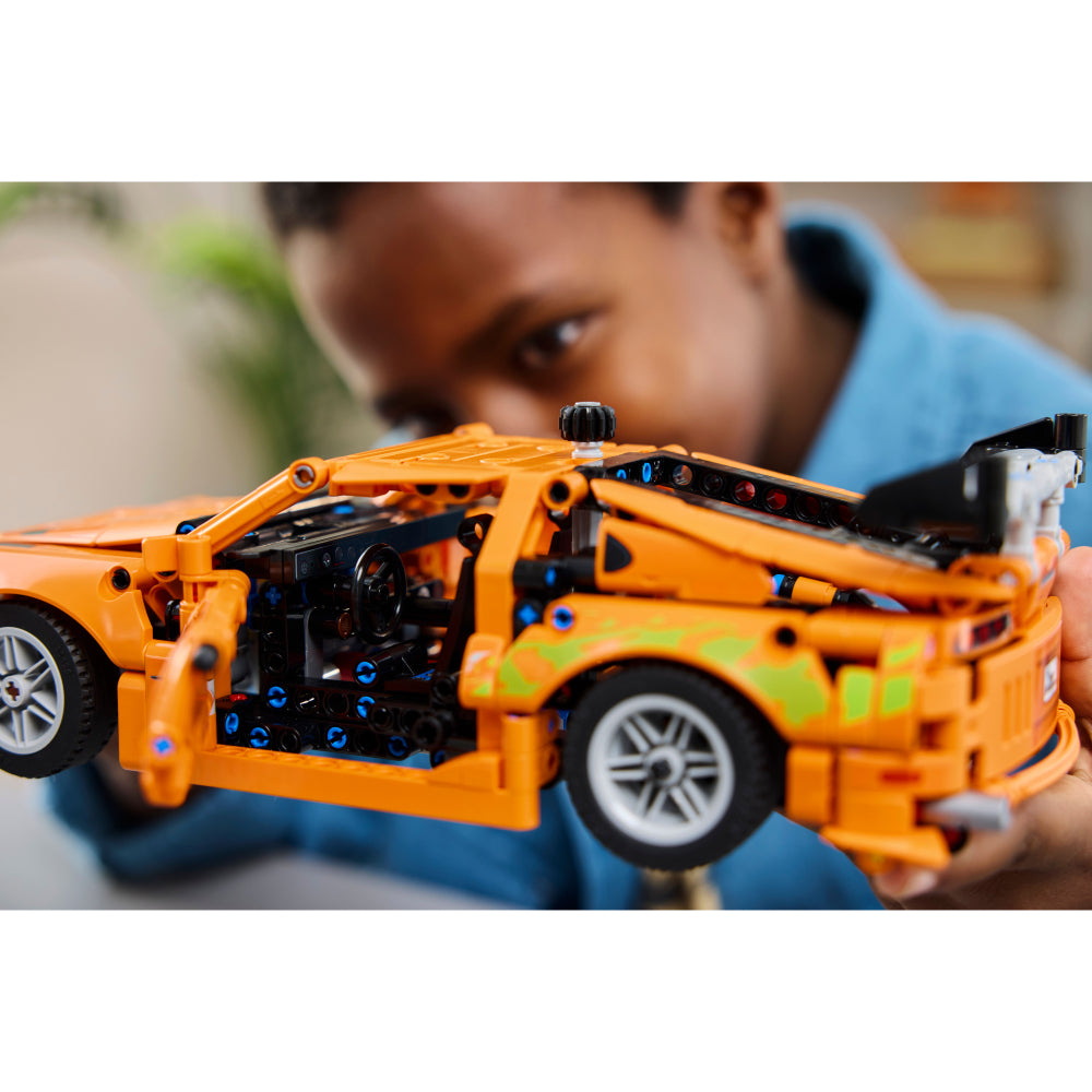 LEGO®Technic: Fast And Furious Toyota Supra Mk4 (42204)_012