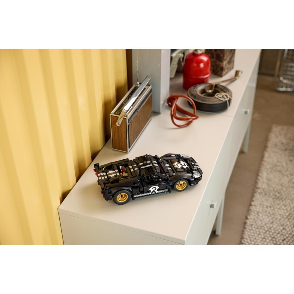 COCHE DE CARRERAS FORD GT40 MKII DE 1966