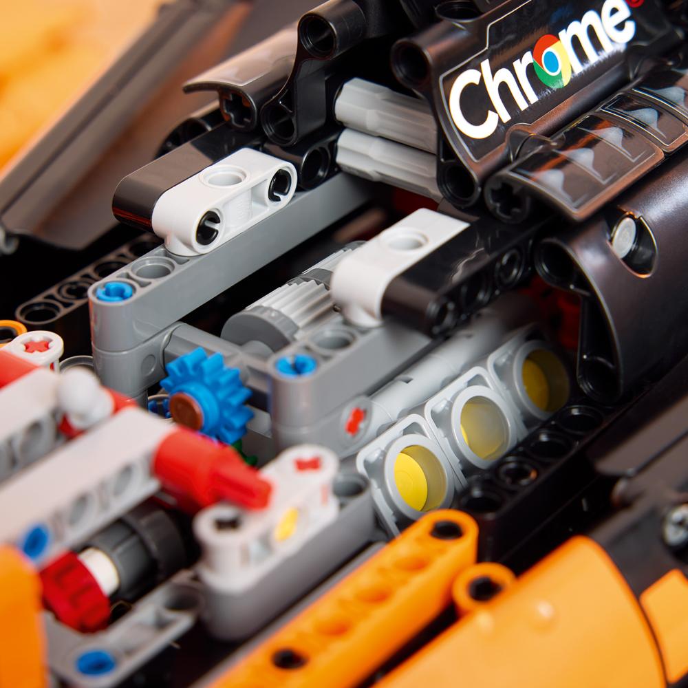 COCHE MCLAREN F1
