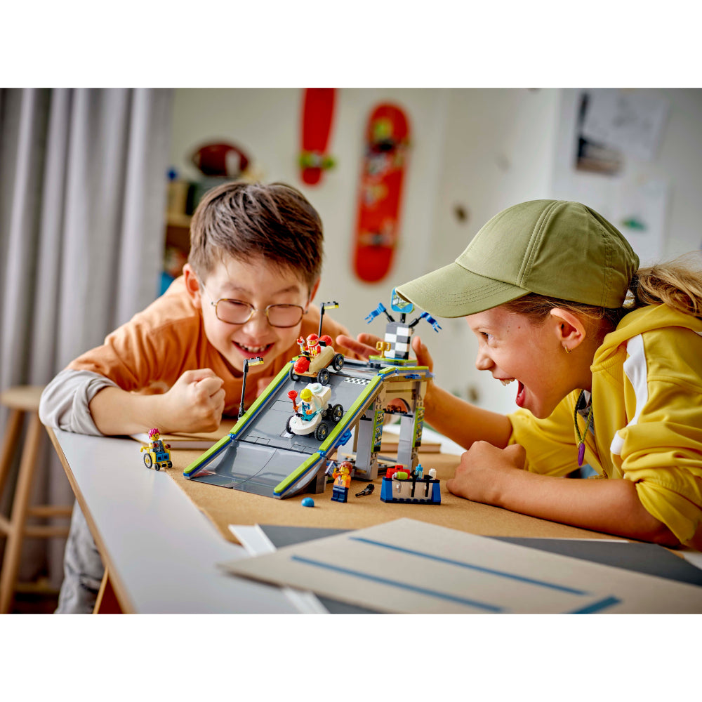 LEGO®City: Sin Límites: Rampa De Aceleración Para Coches De Carreras (60460)_010