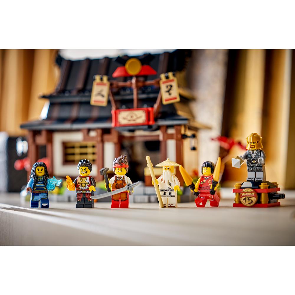 LEGO®Ninjago: Herrería Cuatro Armas: 15 Aniversario (71858)_008