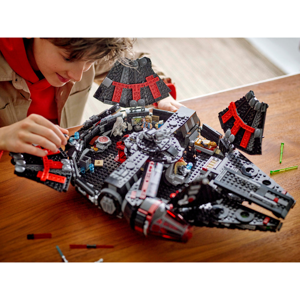 LEGO® Star Wars™: Halcón Oscuro (75389)_010