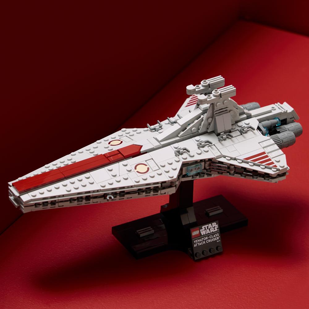CRUCERO DE ATAQUE CLASE VENATOR