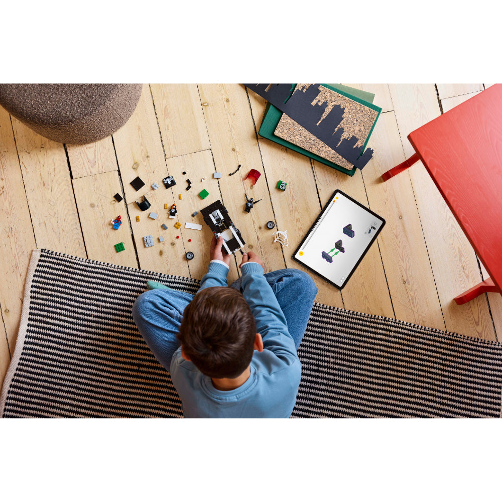 LEGO®Super Heroes: Spider-Man vs. Coche Brutal de Venom (76309)_008