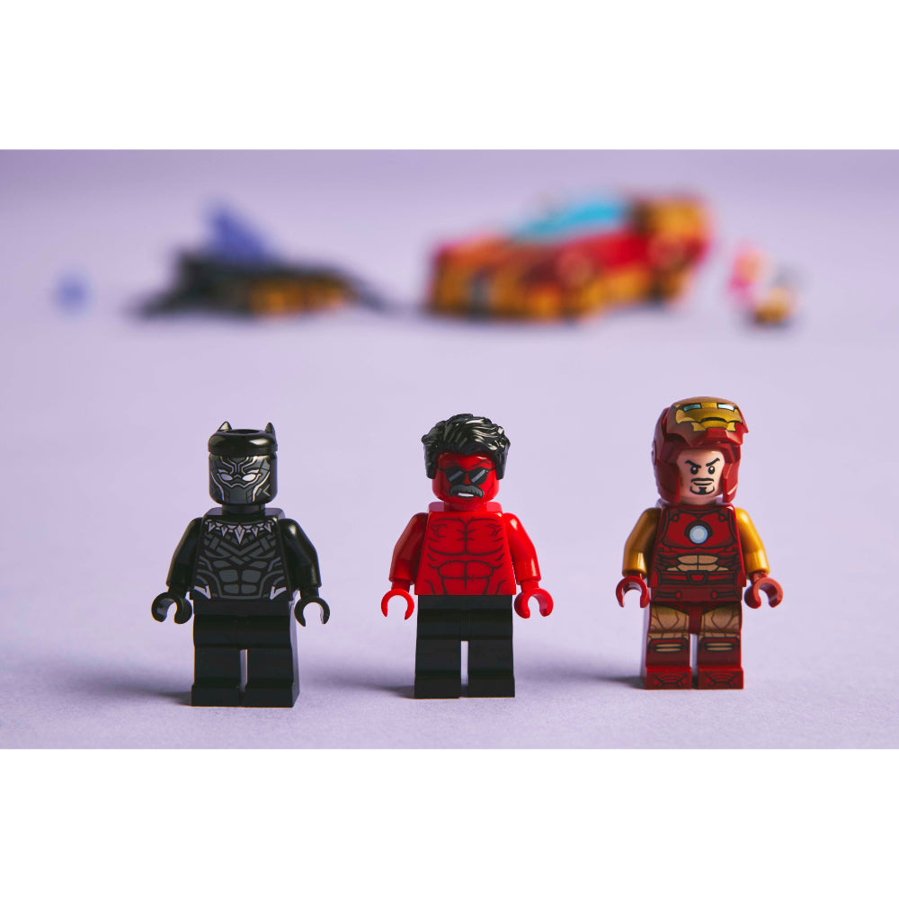 LEGO®Super Heroes: Deportivo de Iron Man y Black Panther vs. Hulk Rojo (76310)_011