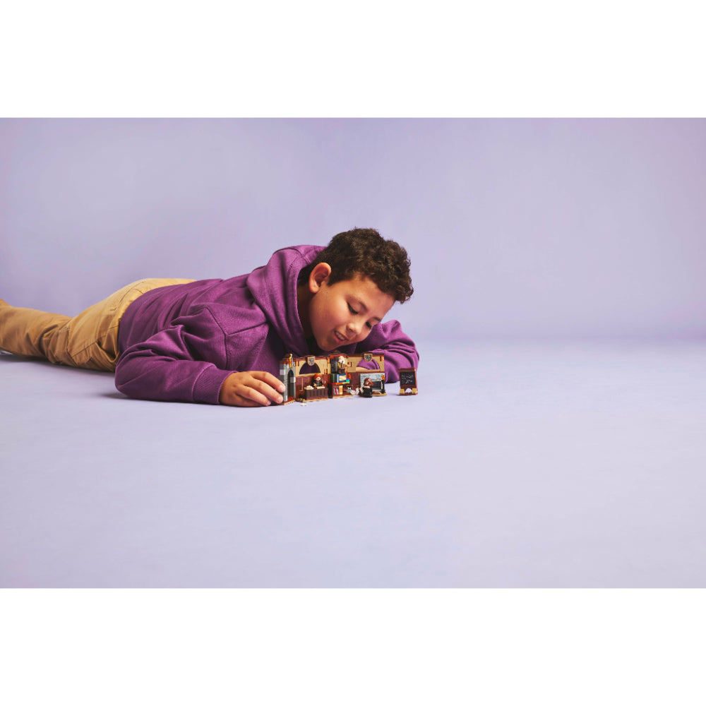 LEGO®Harry Potter Tm: Castillo De Hogwarts™: Clase De Encantamientos (76442)_010