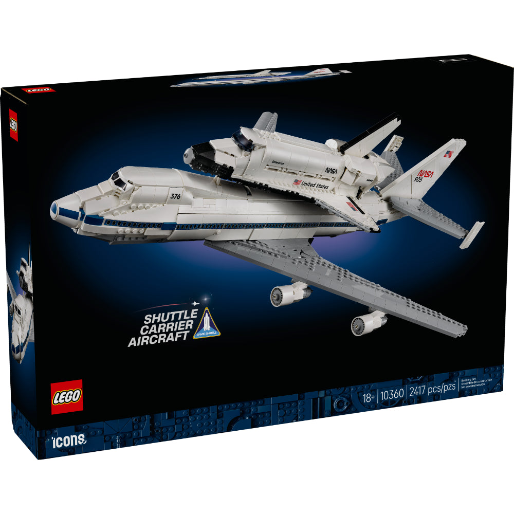 Modelo LEGO del Boeing 747 con el transbordador espacial Enterprise de la NASA en exhibición